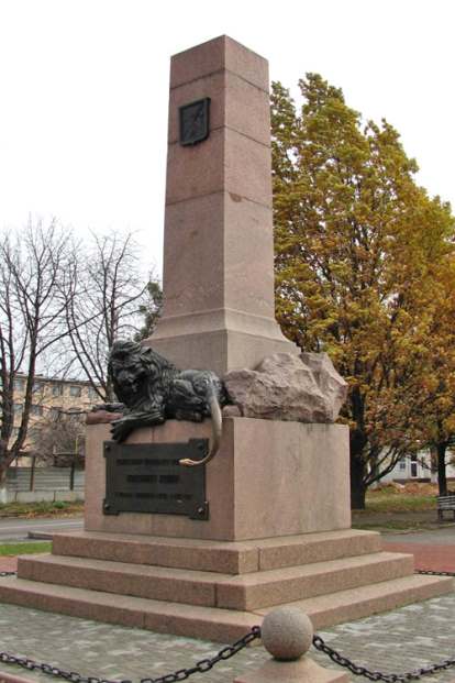 Памятник защитникам Полтавской крепости